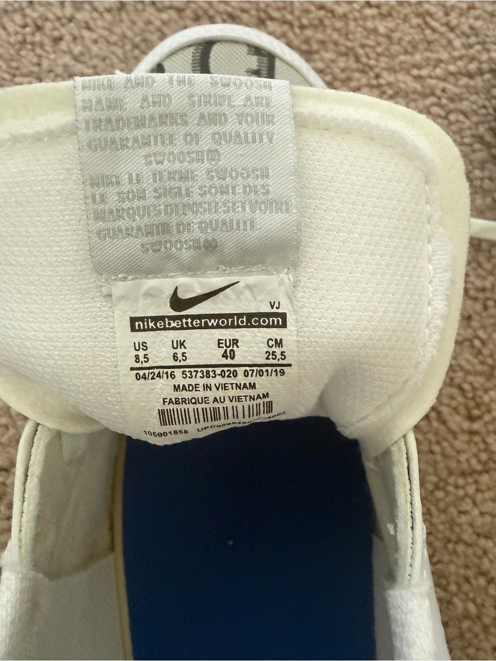 Dior White and Black Oblique Logo Sneakers - Picture 5 of 5